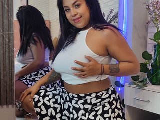 Erotický videohovor CurvyyQueenXO