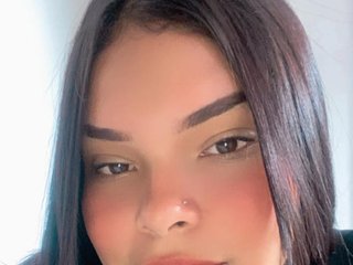 Erotický videohovor cuteandshybrunette