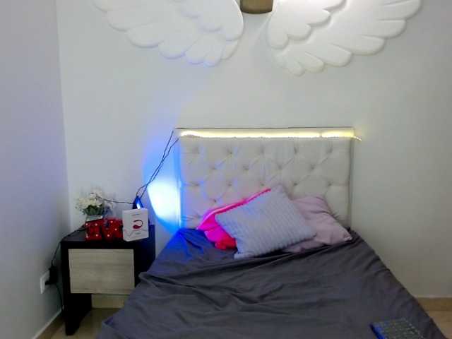 Snímky obrazovky vysielania daarkmoon11