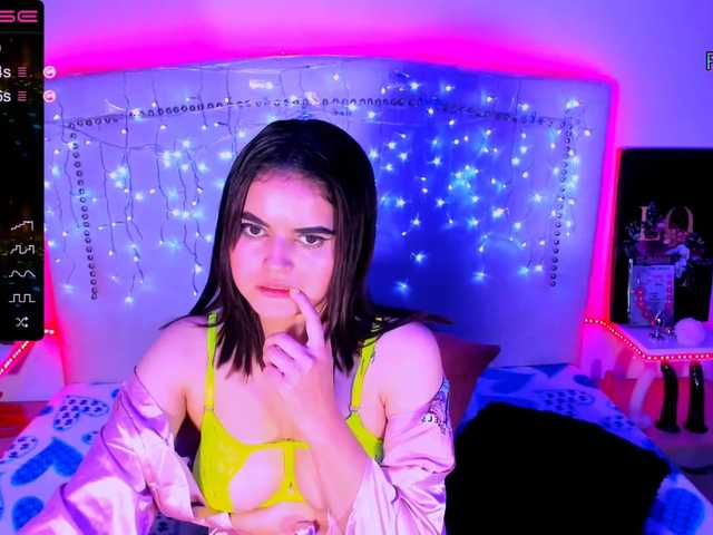 Fotografie Daliaaprilx Welcome guys, let's have fun show pussy 70, show boobs 60, show ass 50, dildo pussy 120, anal 300, deep Throat 100, squirt 300, naked 120.