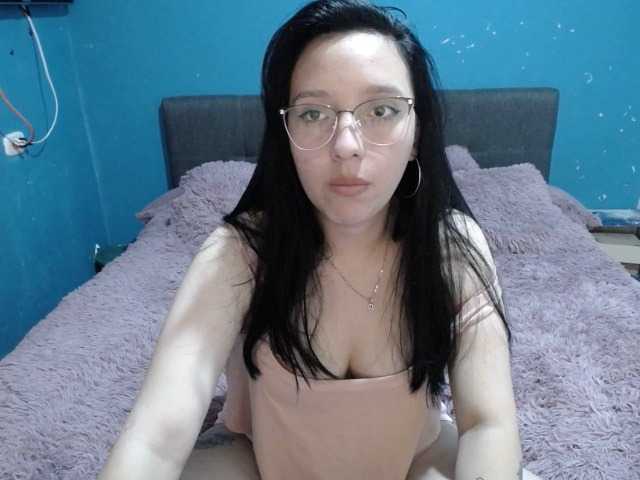 Fotografie Dalillafiore lovense on Play with me I'm at home bored