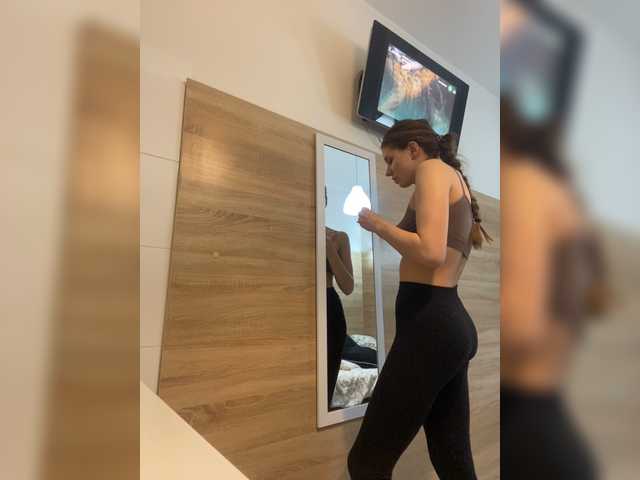 Snímky obrazovky vysielania Dancelady19