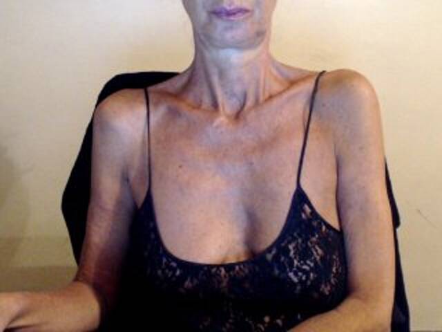 Snímky obrazovky vysielania danihothothot