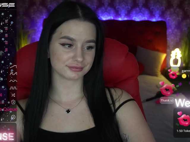 Snímky obrazovky vysielania DaniraFlores