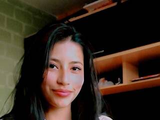 Erotický videohovor danycinnamon