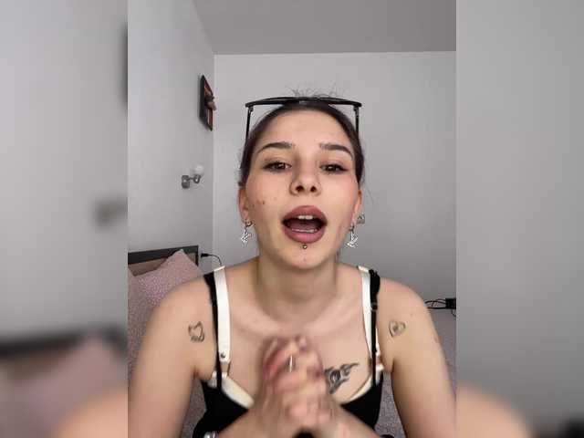 Snímky obrazovky vysielania DariKoleva