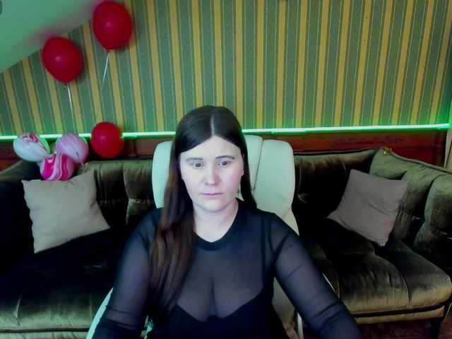 Snímky obrazovky vysielania DarinaKarlotta