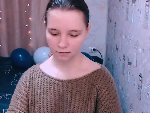 Snímky obrazovky vysielania Dark-Shine
