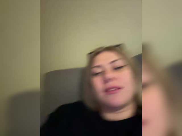 Snímky obrazovky vysielania -Domina_live-