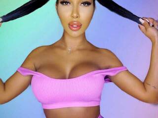 Erotický videohovor Denise-Quinn