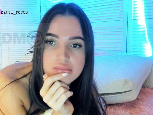 Snímky obrazovky vysielania Katti_Focus