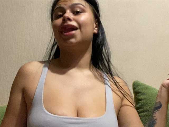 Snímky obrazovky vysielania DevaMarri