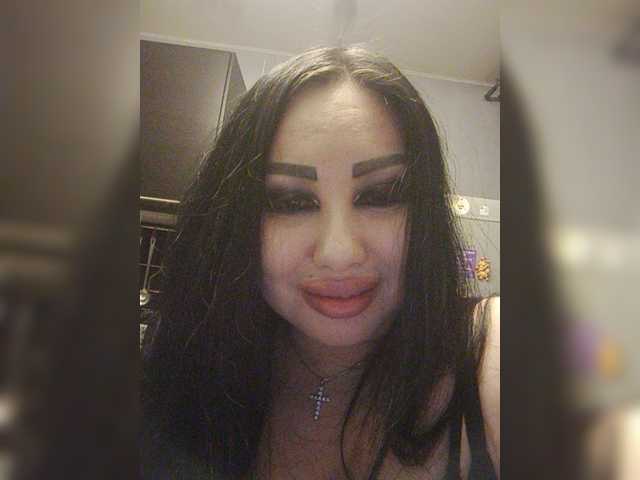 Snímky obrazovky vysielania DiamondKey