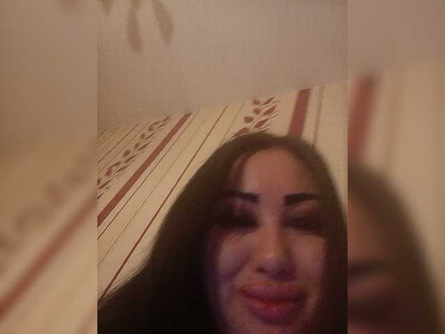 Snímky obrazovky vysielania DiamondKey