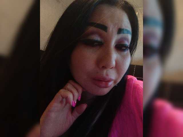 Snímky obrazovky vysielania DiamondKey