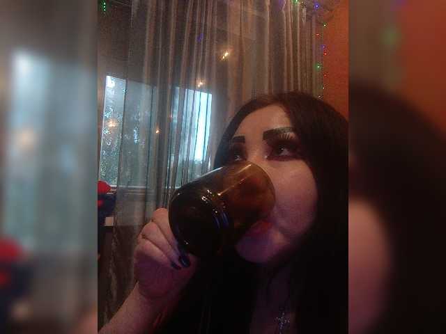 Snímky obrazovky vysielania DiamondKey