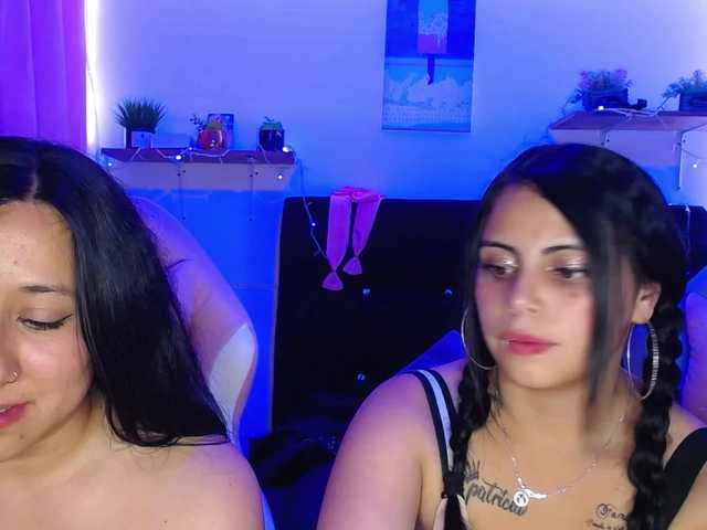 Snímky obrazovky vysielania dirtytwins