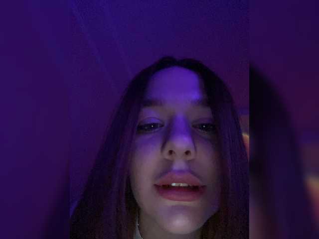 Snímky obrazovky vysielania HOLLY_BIBLE