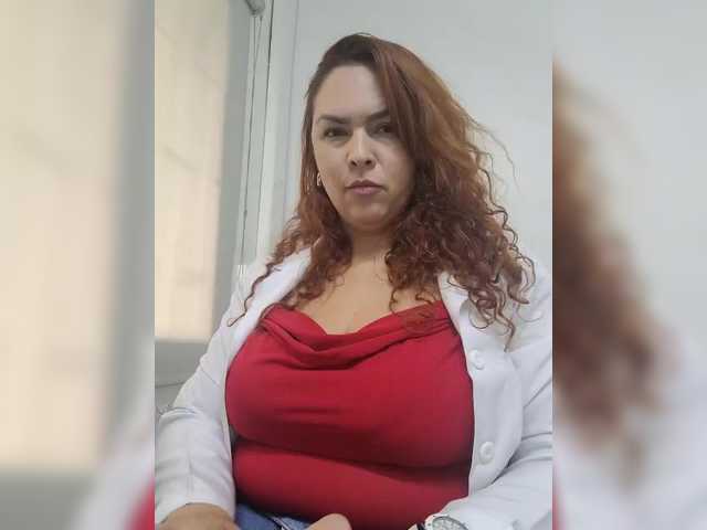 Snímky obrazovky vysielania Doctora-Danna