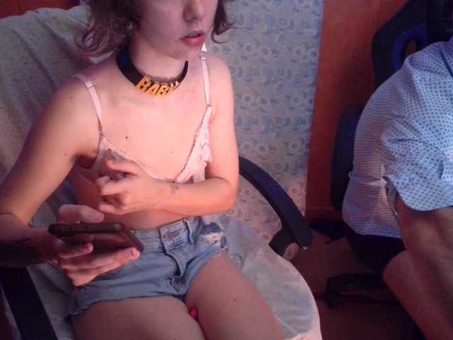 Snímky obrazovky vysielania Doggysx