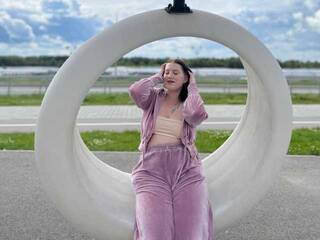 Erotický videohovor DollVice