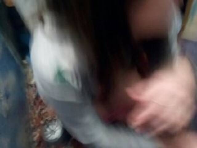 Snímky obrazovky vysielania Dop0seX