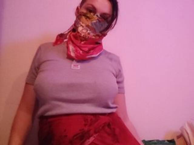 Snímky obrazovky vysielania doublepervers