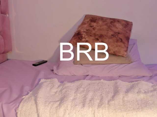 Snímky obrazovky vysielania Ebony-ciara