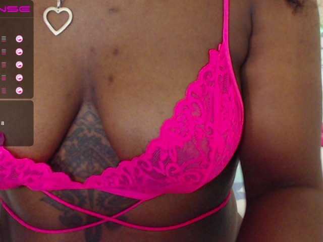 Fotografie ebonyscarlet #Ebony #panties #bounce my #boobs / #Topless / Eat my #ass in PVT show! squirt show at goal!! 500tk