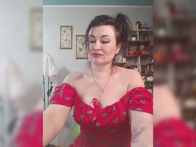 Snímky obrazovky vysielania Ellie_