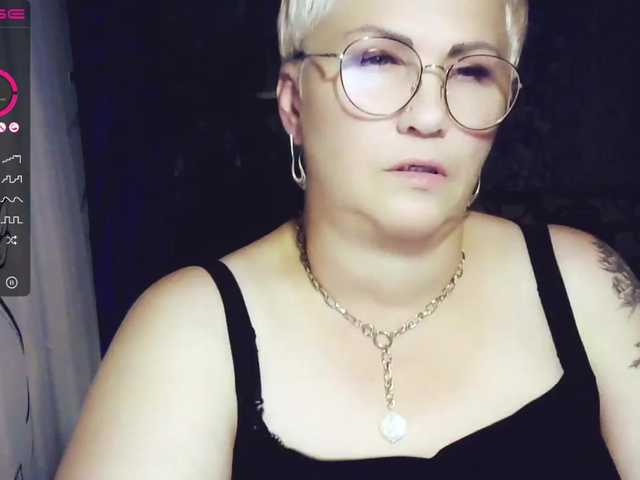 Snímky obrazovky vysielania Elenamilfa