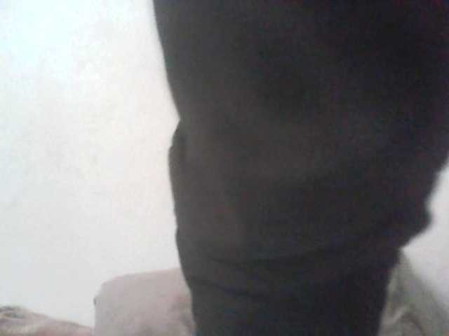 Snímky obrazovky vysielania ElianeXhot