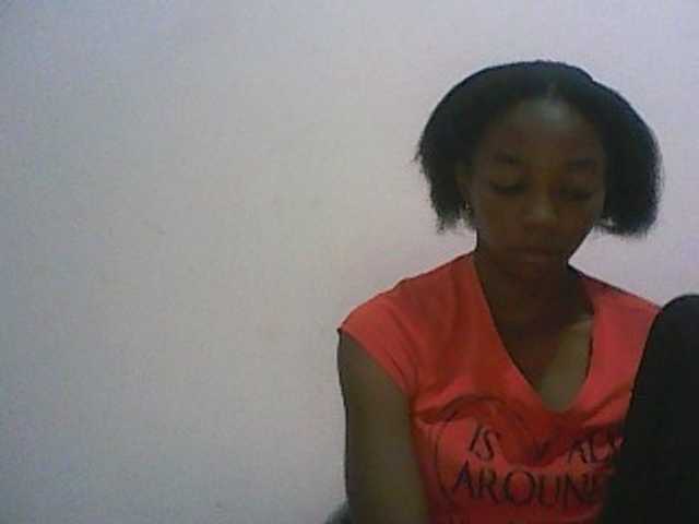 Snímky obrazovky vysielania ElianeXhot