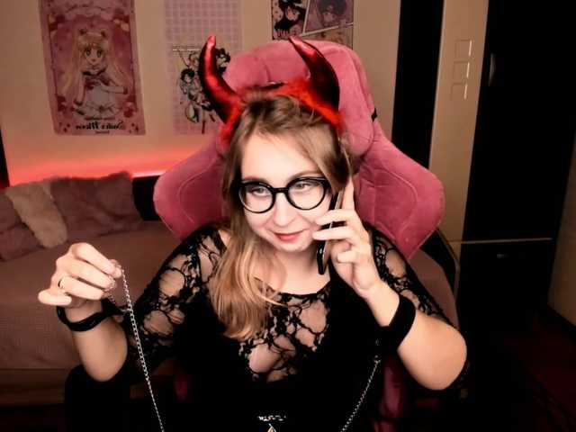 Snímky obrazovky vysielania ElissaBetty