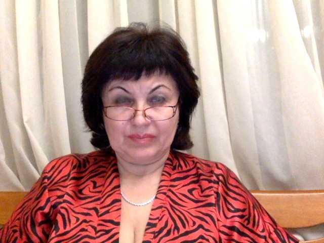 Snímky obrazovky vysielania ElizzaBelise