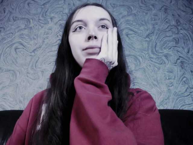 Snímky obrazovky vysielania EllaDark