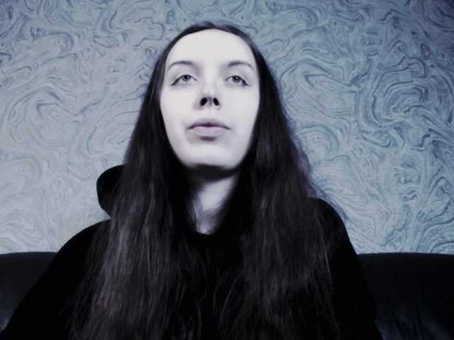 Snímky obrazovky vysielania EllaDark