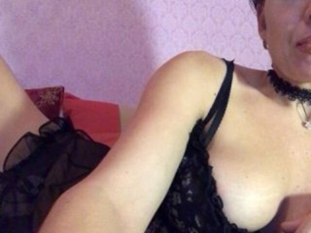 Snímky obrazovky vysielania ElyaElya