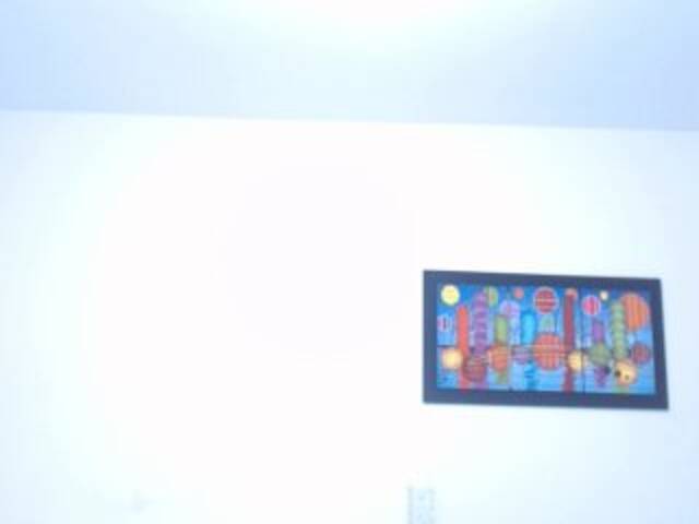 Snímky obrazovky vysielania Emanigth