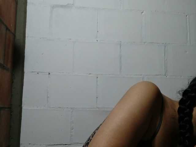 Snímky obrazovky vysielania emeraldtorres