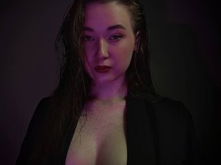 Erotický videorozhovor emilia-edwrds