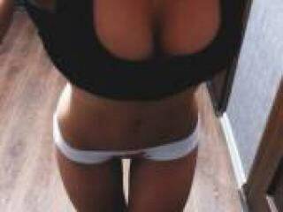 Erotický videohovor emilidoll