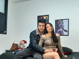 Erotický videorozhovor EmiliyLogan