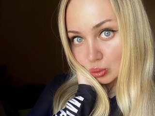 Erotický videohovor EmillyaW1