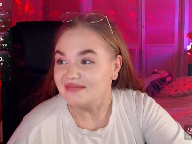 Snímky obrazovky vysielania EmilyRisse