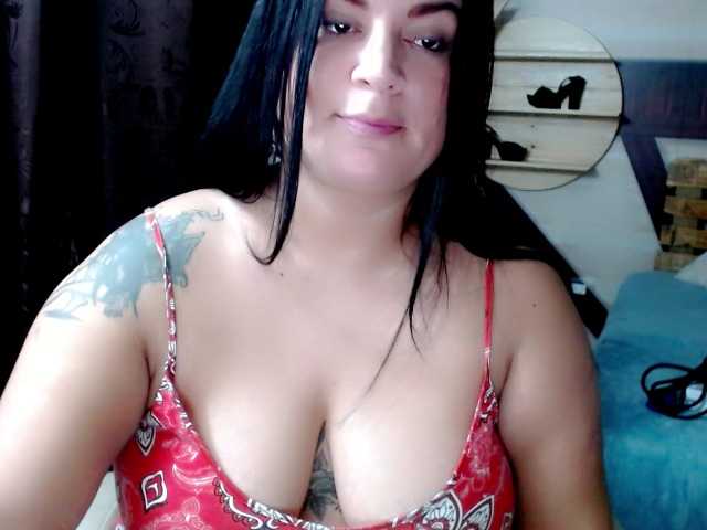 Fotografie emycurvy Lovense interactive whit your tips #ass#bbw#bigboobs#squirt#belly#feet#hairy
