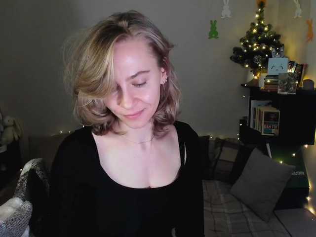 Snímky obrazovky vysielania Adamova_Eva