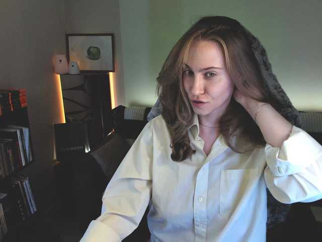 Snímky obrazovky vysielania Adamova_Eva