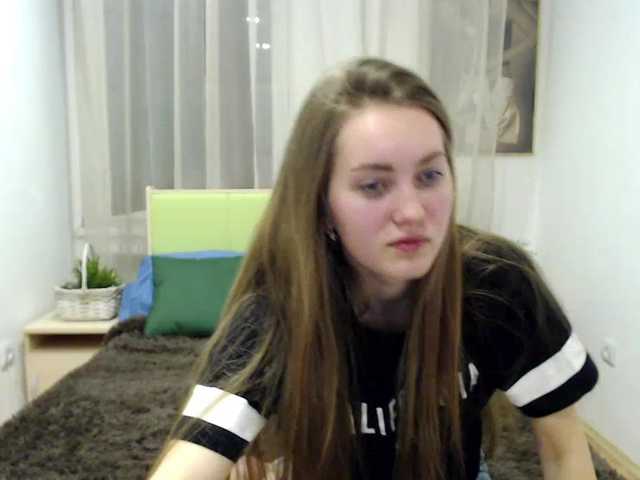 Snímky obrazovky vysielania EvaStown