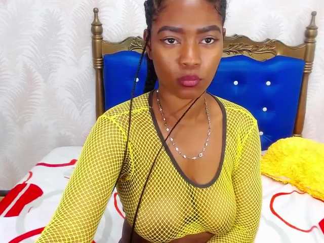 Fotografie evelynheather welcome guys come n see me #naked #wild #naughty im a #ebony #latina #kinky enjoy with me in #pvt or just tip if u like the view #dildo #anal #blowjob #deepthroat #CAM2CAM